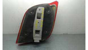 PILOTO TRASERO DERECHO FORD FIESTA BERL./COURIER 1.4 (73 CV) DE 1989 - D.2458990 2