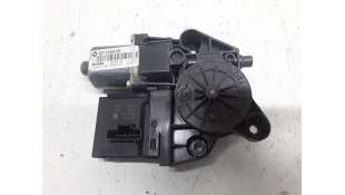 MOTOR ELEVALUNAS TRASERO IZQUIERDO RENAULT SCENIC III 1.5 dCi D FAP DE 2009 - D.2520055 / 827310004R