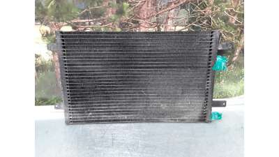 CONDENSADOR / RADIADOR AIRE ACONDICIONADO VOLKSWAGEN SHARAN 1.9 TDI (90 CV) DE 1995 - D.2521281 / 7M0820413E