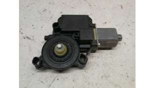 MOTOR ELEVALUNAS TRASERO DERECHO VOLKSWAGEN POLO 1.4 FSI (86 CV) DE 2009 - D.2541265 / 6R0959812F 2