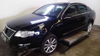 VOLKSWAGEN PASSAT BERLINA Edition Plus 2005 4p - 17569