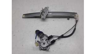ELEVALUNAS DELANTERO DERECHO KIA CLARUS 1.8 (116 CV) DE 1999 - D.2640135 2