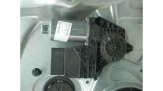 ELEVALUNAS TRASERO IZQUIERDO VOLKSWAGEN PASSAT BERLINA 2.0 (116 CV) DE 2000 - D.2662694