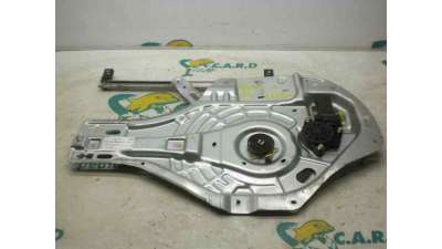 ELEVALUNAS DELANTERO IZQUIERDO HYUNDAI TUCSON 2.0 CRDi (113 CV) DE 2004 - D.2664490 / 824502E000