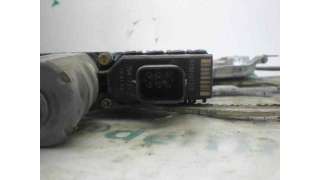 ELEVALUNAS DELANTERO DERECHO OPEL ASTRA F BERLINA 1.6 16V (101 CV) DE 1995 - D.2674529 / 90360536
