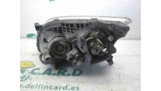 FARO DERECHO TOYOTA AVENSIS WAGON 2.0 16V (147 CV) DE 2003 - D.2705063