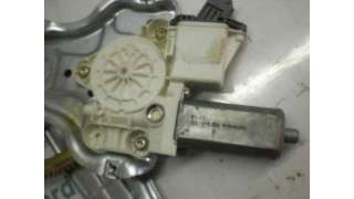 ELEVALUNAS TRASERO IZQUIERDO TOYOTA AVENSIS BERLINA 1.8 16V (129 CV) DE 2003 - D.2720295 / 6984005100
