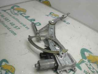 ELEVALUNAS DELANTERO DERECHO OPEL ASTRA H BERLINA 1.7 16V CDTI (101 CV) DE 2004 - D.2790366 / 93178696