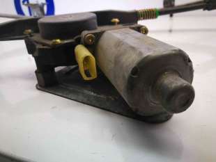 ELEVALUNAS DELANTERO DERECHO FORD MONDEO BERLINA 1.8 16V (116 CV) DE 1997 - D.2811849 2