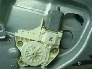 ELEVALUNAS DELANTERO IZQUIERDO FORD FOCUS BERLINA 1.8 TDCi Turbodiesel (116 CV) DE 2006 - D.2830086