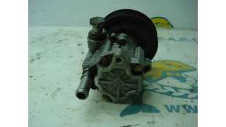 BOMBA DIRECCION VOLKSWAGEN POLO BERLINA 1.4 (54 CV) DE 1999 - D.2835972 / 032145157A