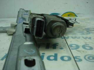 ELEVALUNAS DELANTERO IZQUIERDO PEUGEOT 207 1.6 HDi FAP DE 2006 - D.2838210 / 400917H