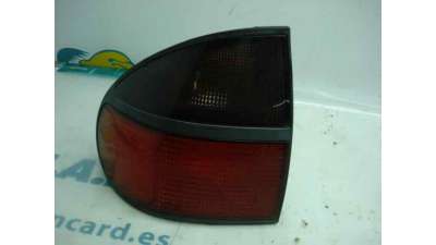 PILOTO TRASERO IZQUIERDO RENAULT LAGUNA 2.0 (113 CV) DE 1994 - D.2846428 / 7701038275