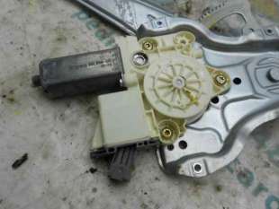 ELEVALUNAS TRASERO IZQUIERDO TOYOTA AVENSIS WAGON 2.0 16V (147 CV) DE 2003 - D.2847625 2