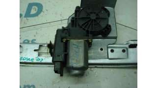 ELEVALUNAS TRASERO DERECHO RENAULT MEGANE II BERLINA 5P 1.6 16V (113 CV) DE 2002 - D.2848936 / 8201010921