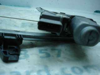 ELEVALUNAS DELANTERO DERECHO CITROEN C3 1.4 HDi (90 CV) DE 2005 - D.2848953 / 9222AP