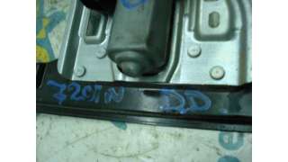 ELEVALUNAS DELANTERO DERECHO MERCEDES CLASE C  BERLINA 2.7 CDI 20V (170 CV) DE 2000 - D.2853008 / A2118201742