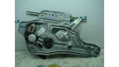 ELEVALUNAS DELANTERO DERECHO HYUNDAI SANTA FE 2.0 CRDi (113 CV) DE 2001 - D.2853756 / 8240626000