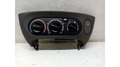 MANDO CALEFACCION / AIRE ACONDICIONADO RENAULT MEGANE I SCENIC 1.6 (90 CV) DE 1998 - D.2876413 / 7701209441