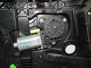ELEVALUNAS DELANTERO IZQUIERDO FORD FIESTA 1.4 16V (80 CV) DE 2001 - D.2884055 / 1567723