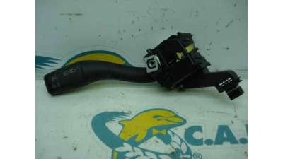 MANDO INTERMITENTES AUDI A3 2.0 16V FSI (150 CV) DE 2003 - D.2886954 / 8P0953513DFKZ