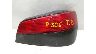 PILOTO TRASERO DERECHO PEUGEOT 306 BERLINA 3/4/5 PUERTAS - D.2929993