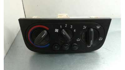 MANDO CALEFACCION / AIRE ACONDICIONADO OPEL CORSA C DE 2000 - D.2930224 / P10AACI