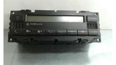 MANDO CLIMATIZADOR VOLKSWAGEN PASSAT BERLINA DE 2000 - D.2932639 / 2400016303