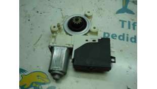 MOTOR ELEVALUNAS TRASERO DERECHO FORD FOCUS C-MAX 2.0 TDCi (136 CV) DE 2003 - D.2941693 / 5WK11575J