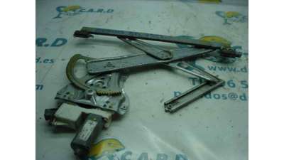 ELEVALUNAS DELANTERO DERECHO TOYOTA AVENSIS BERLINA 2.0 Turbodiesel (116 CV) DE 2004 - D.3001740 / 6981005050