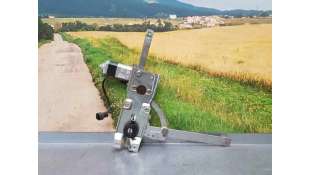 ELEVALUNAS TRASERO IZQUIERDO LAND ROVER RANGE ROVER 2.5 Turbodiesel (113 CV) DE 1993 - D.3006066 / 187935000 2