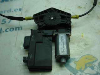 ELEVALUNAS DELANTERO IZQUIERDO PEUGEOT 307 2.0 HDi FAP (107 CV) DE 2002 - D.3006678 / 9221K0