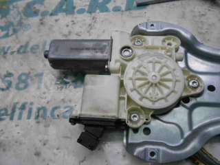 ELEVALUNAS DELANTERO DERECHO TOYOTA COROLLA 1.4 Turbodiesel (90 CV) DE 2006 - D.3015123