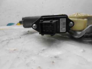 ELEVALUNAS DELANTERO DERECHO TOYOTA COROLLA 1.4 Turbodiesel (90 CV) DE 2006 - D.3015123