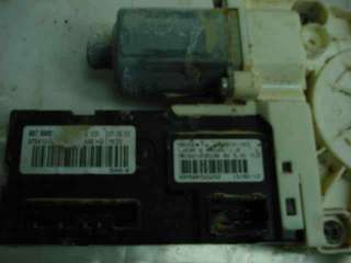 ELEVALUNAS DELANTERO DERECHO RENAULT LAGUNA III 2.0 16V E85 (140 CV) DE 2012 - D.3017929 / 807000002R