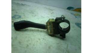 MANDO INTERMITENTES SEAT TOLEDO 1.9 TDI (110 CV) DE 2000 - D.3018101 / 8L0953513