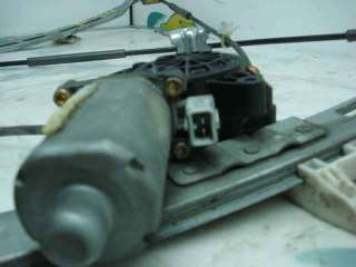 ELEVALUNAS DELANTERO IZQUIERDO PEUGEOT 206 BERLINA 1.4 (75 CV) DE 1998 - D.3018431