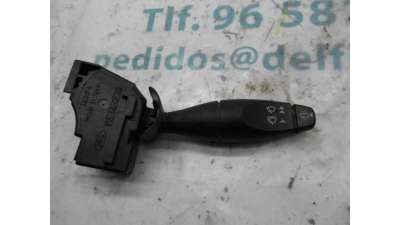 MANDO LIMPIA FORD FOCUS BERLINA 1.8 TDCi Turbodiesel (116 CV) DE 2001 - D.3034675 / 98AG17A553CC