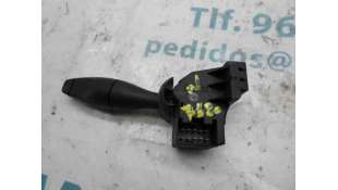 MANDO LIMPIA FORD FOCUS BERLINA 1.8 TDCi Turbodiesel (116 CV) DE 2001 - D.3034675 / 98AG17A553CC 2