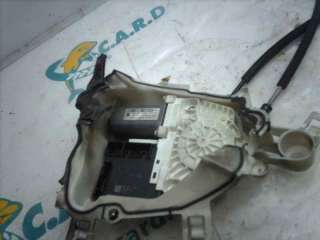 ELEVALUNAS DELANTERO DERECHO SEAT ALTEA 1.6 TDI (105 CV) DE 2012 - D.3040564 / 1T0959702AF