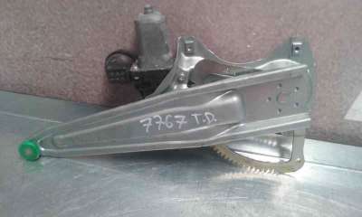 ELEVALUNAS TRASERO DERECHO TOYOTA YARIS 1.4 Turbodiesel (90 CV) DE 2011 - D.3047172 / AV262100