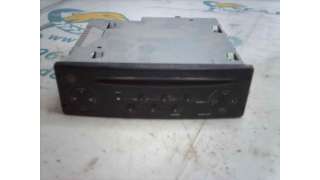 SISTEMA AUDIO / RADIO CD RENAULT TRAFIC COMBI 2.5 dCi D FAP (114 CV) DE 2001 - D.3051427