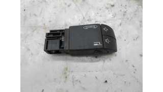 MANDO RADIO RENAULT LAGUNA II 1.9 dCi D (120 CV) DE 2005 - D.3076630 / 7701049643