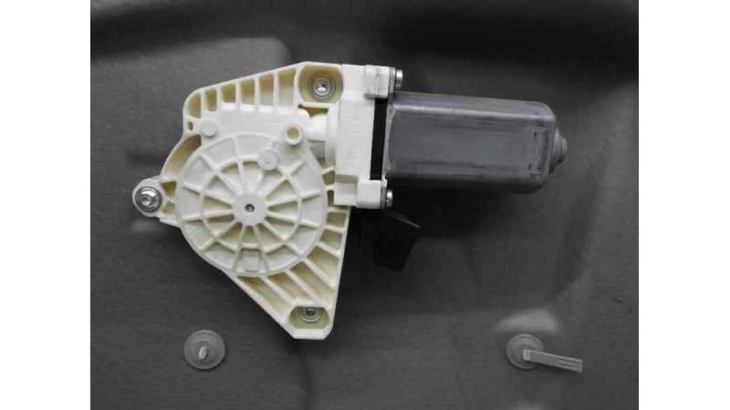 ELEVALUNAS DELANTERO DERECHO MERCEDES CLASE A 2.0 CDI (109 CV) DE 2006 - D.3084084 ELEVALUNAS DELANTERO DERECHO MERCEDES CLASE A 2.0 CDI (109 CV) DE 2006 - D.3084084