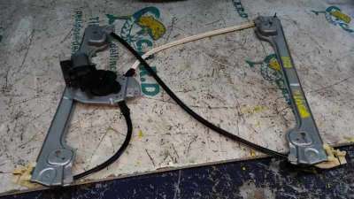 ELEVALUNAS DELANTERO DERECHO PEUGEOT 1007 1.4 HDi (68 CV) DE 2005 - D.3090808