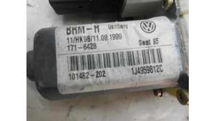 MOTOR ELEVALUNAS TRASERO DERECHO SEAT TOLEDO 1.9 TDI (110 CV) DE 2000 - D.3094959 / 1J4959812C 2