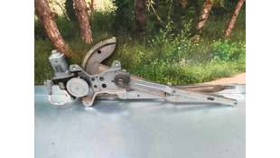 ELEVALUNAS DELANTERO DERECHO TOYOTA LAND CRUISER 3.0 Turbodiesel (163 CV) DE 2002 - D.3096979 / 2621000421 2