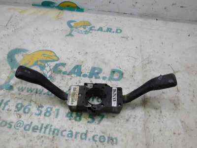 COM 2000 SEAT TOLEDO 1.9 TDI (110 CV) DE 1999 - D.3107252 / 4B0953503E