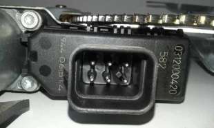 ELEVALUNAS DELANTERO IZQUIERDO OPEL ASTRA H BERLINA 1.7 16V CDTI (101 CV) DE 2006 - D.3135725 2