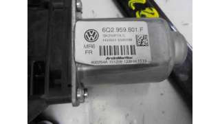 ELEVALUNAS DELANTERO DERECHO SKODA FABIA 1.2 (60 CV) DE 2010 - D.3137677 / 402254A